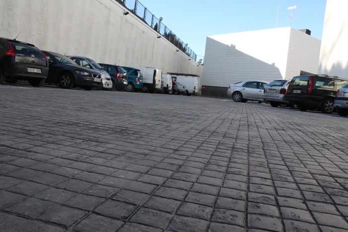 Guijarro — obra de Durasil (12 de 18)